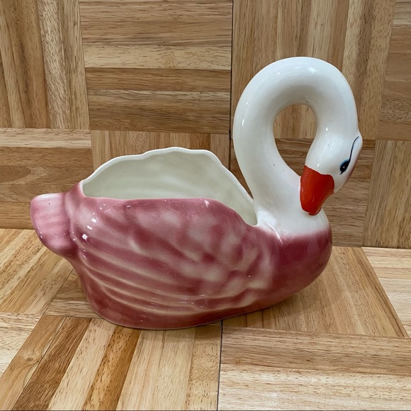 Vintage Pink & White 8 1/2” Large Swan Planter Ceramic Glazed Pottery Swan - Picture 6 of 14